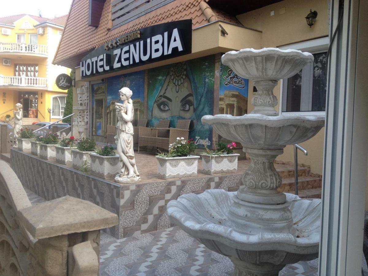 Hotel Zenubia Hajdúszoboszló Extérieur photo